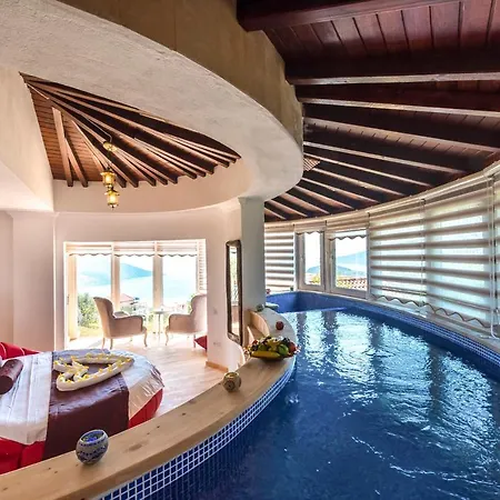 Sleeps 10 Pool Air Con Wifi Vila *